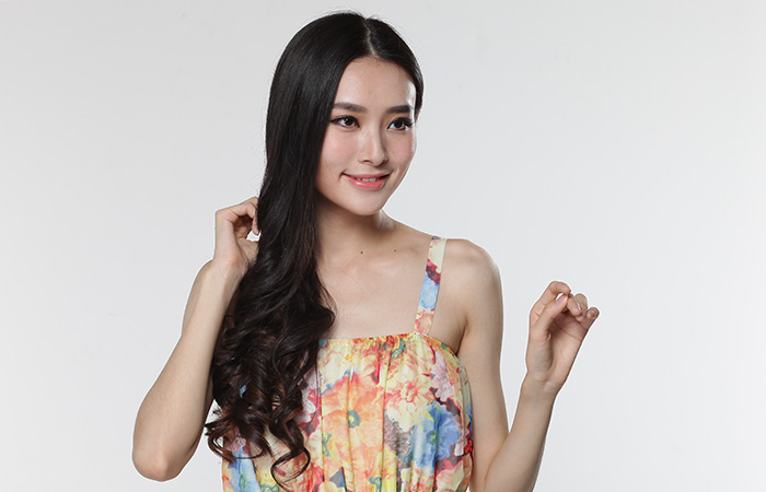 女裝大佬最為致命，日本球員假發(fā)大胸為俱樂部造勢！