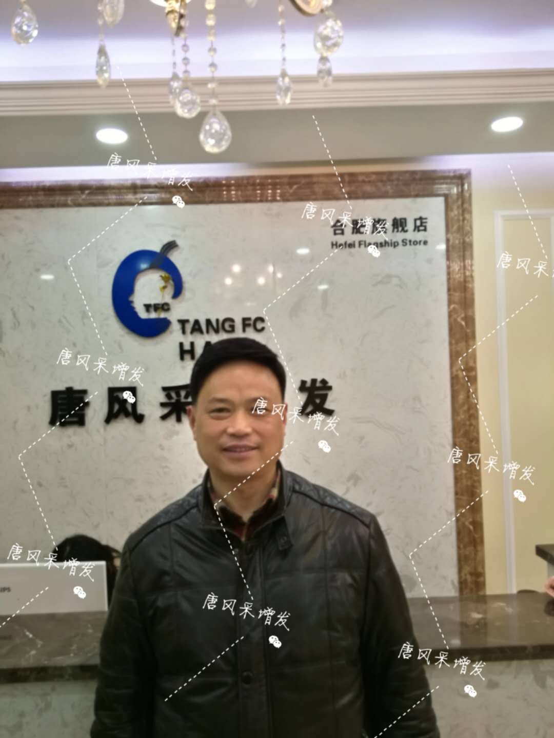 我的天吶！沒(méi)想到某防脫洗發(fā)水的老板居然也脫發(fā)了！