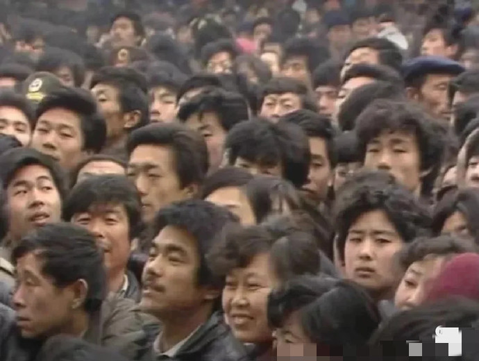 唐風采做頭發(fā) \